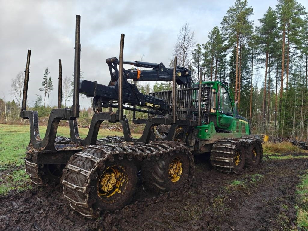 John Deere 1210 G - Vyvážečka: obrázok 5 John Deere 1210 G - Vyvážečka: obrázok 5