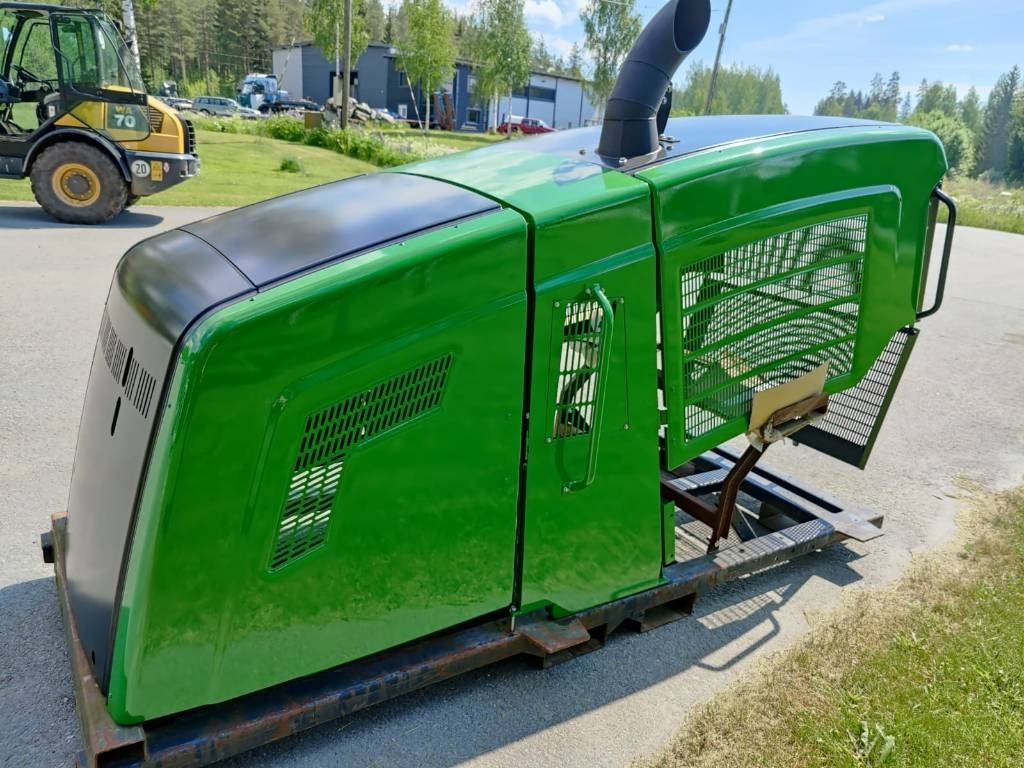 John Deere 1270 E IT 4 COMPLETE HOOD - Lesnícky harvestor: obrázok 2 John Deere 1270 E IT 4 COMPLETE HOOD - Lesnícky harvestor: obrázok 2