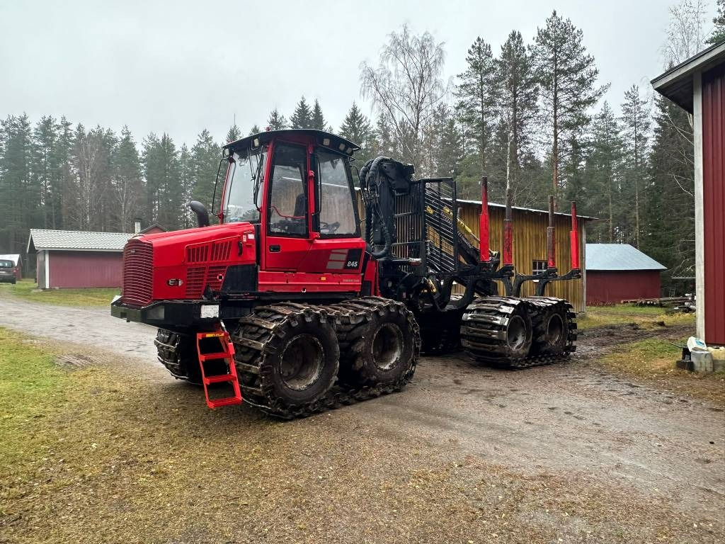 Komatsu 845 - Vyvážečka: obrázok 1 Komatsu 845 - Vyvážečka: obrázok 1