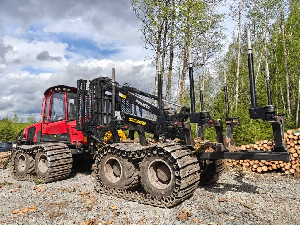 Komatsu 855 - Vyvážečka: obrázok 3 Komatsu 855 - Vyvážečka: obrázok 3