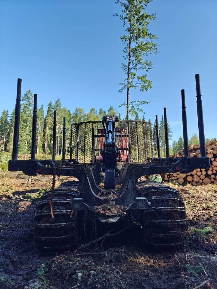 Komatsu 875 - Vyvážečka: obrázok 4 Komatsu 875 - Vyvážečka: obrázok 4