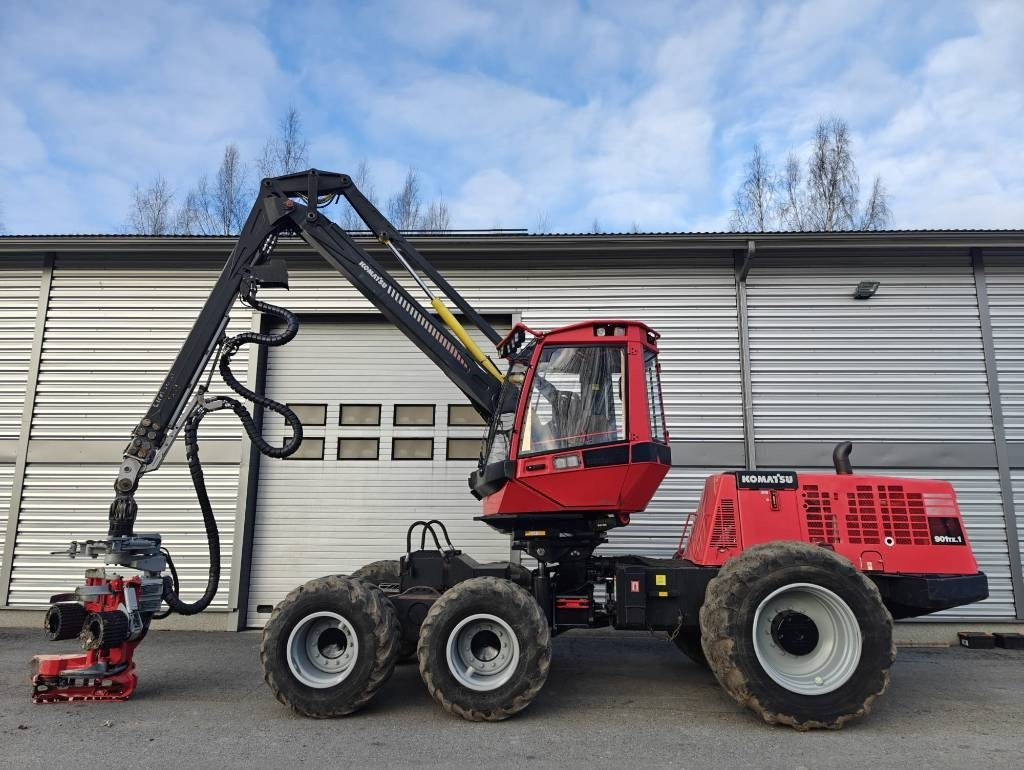 Komatsu 901 TX.1 - Lesnícky harvestor: obrázok 2 Komatsu 901 TX.1 - Lesnícky harvestor: obrázok 2