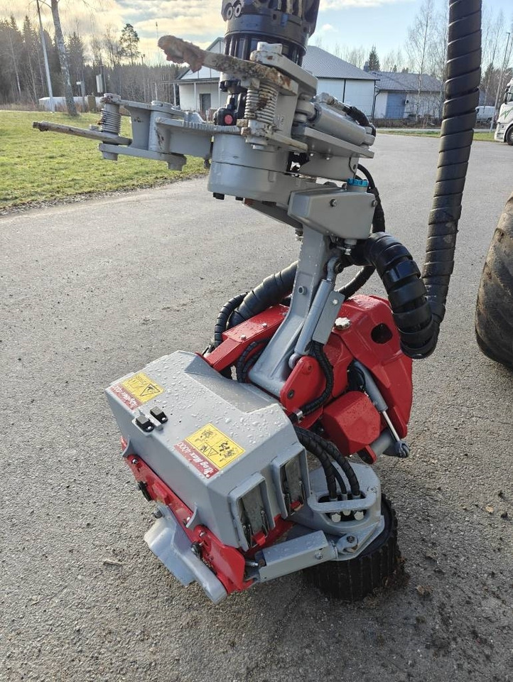 Lesnícky harvestor Komatsu 901 TX.1: obrázok 15 Lesnícky harvestor Komatsu 901 TX.1: obrázok 15