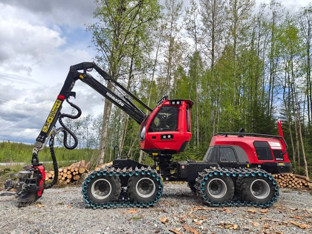 Komatsu 901 XC - Lesnícky harvestor: obrázok 2 Komatsu 901 XC - Lesnícky harvestor: obrázok 2