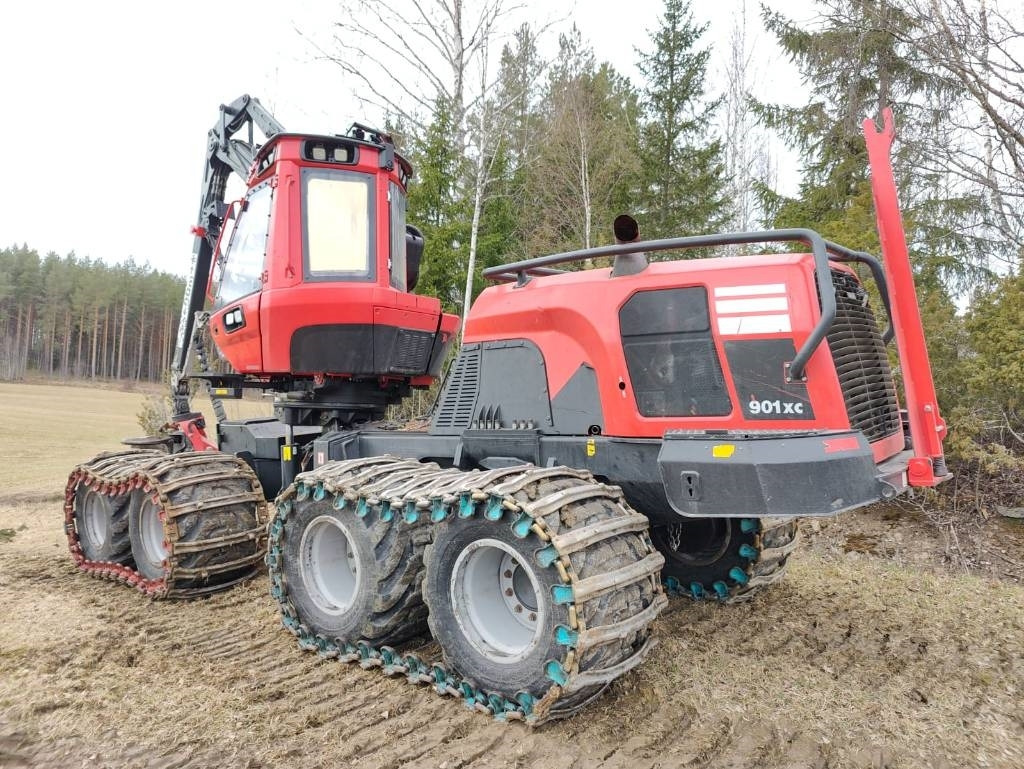 Komatsu 901 XC - Lesnícky harvestor: obrázok 3 Komatsu 901 XC - Lesnícky harvestor: obrázok 3