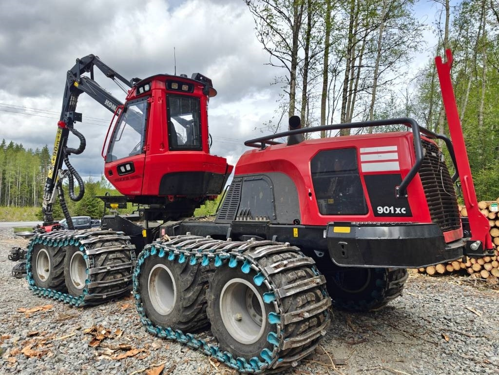 Komatsu 901 XC - Lesnícky harvestor: obrázok 3 Komatsu 901 XC - Lesnícky harvestor: obrázok 3