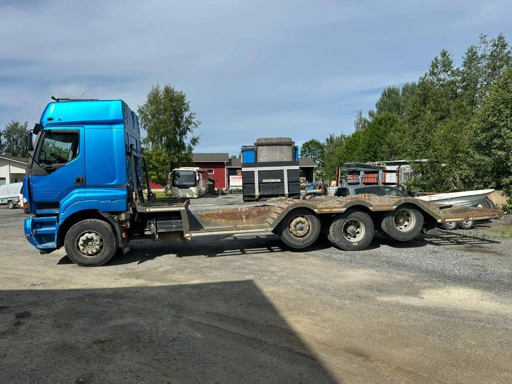 Sisu E11 - Nákladné vozidlo na prepravu dreva: obrázok 3 Sisu E11 - Nákladné vozidlo na prepravu dreva: obrázok 3