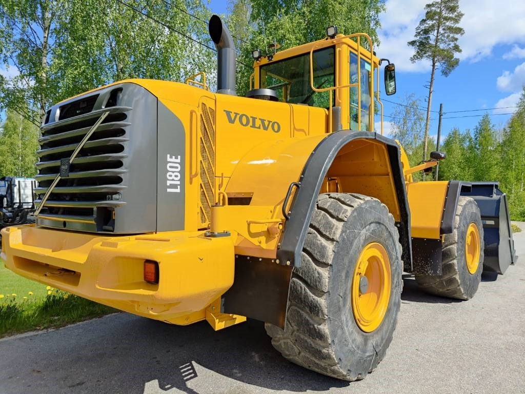 Volvo L 180 E - Kolesový nakladač: obrázok 5 Volvo L 180 E - Kolesový nakladač: obrázok 5