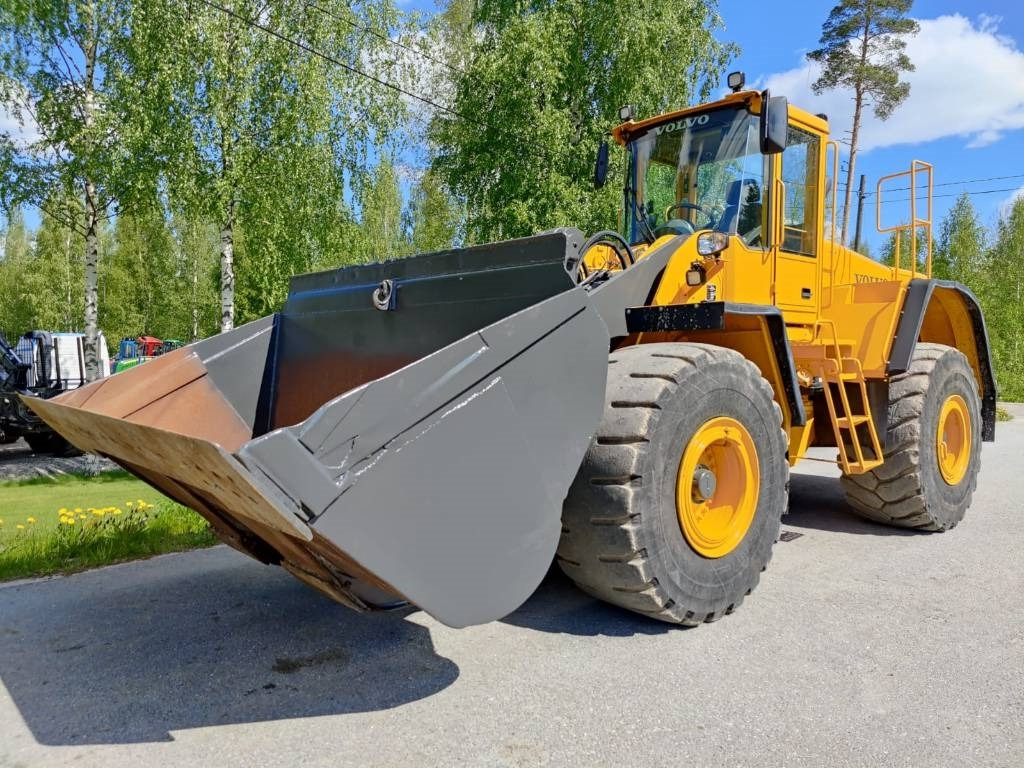 Volvo L 180 E - Kolesový nakladač: obrázok 1 Volvo L 180 E - Kolesový nakladač: obrázok 1