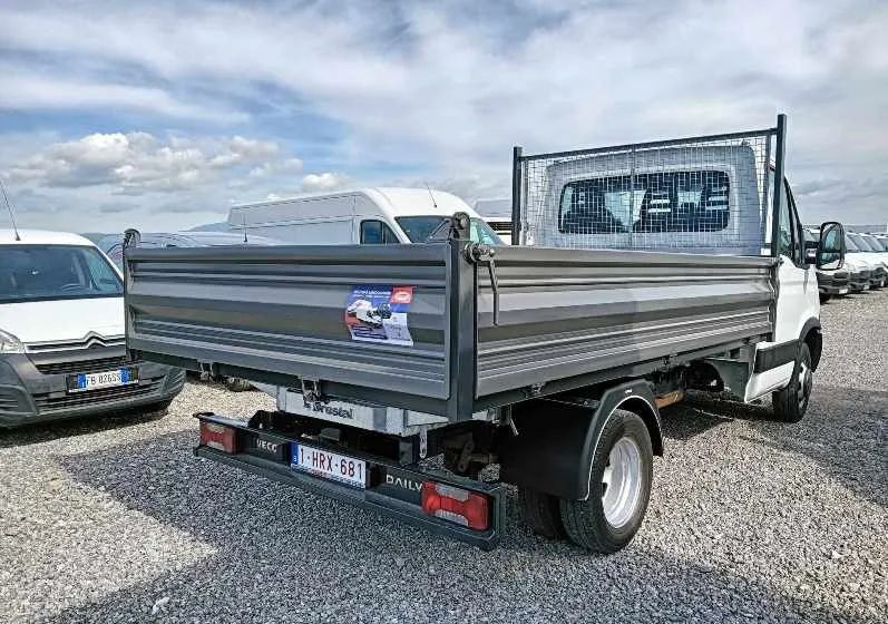 Iveco 35C13, 35C12, 35C14, 35C15 - Dodávka sklápač: obrázok 4 Iveco 35C13, 35C12, 35C14, 35C15 - Dodávka sklápač: obrázok 4