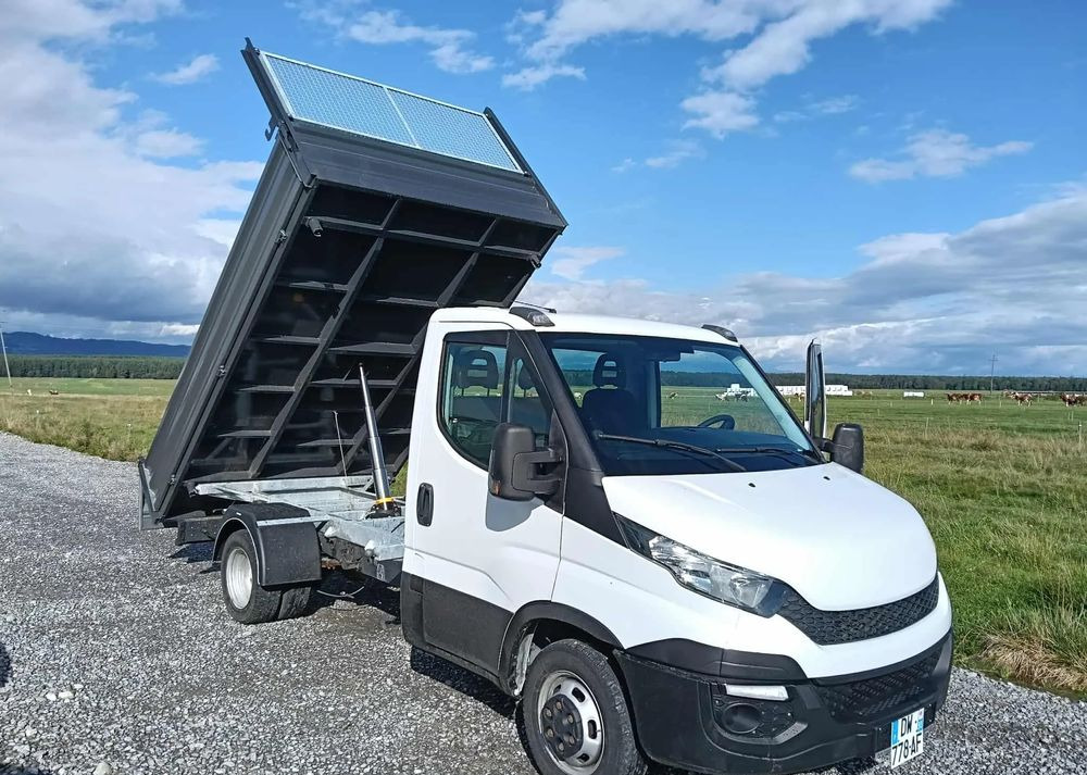 Iveco DAILY 35C13, 35C12, 35C14, 35C15 - Dodávka sklápač: obrázok 5 Iveco DAILY 35C13, 35C12, 35C14, 35C15 - Dodávka sklápač: obrázok 5