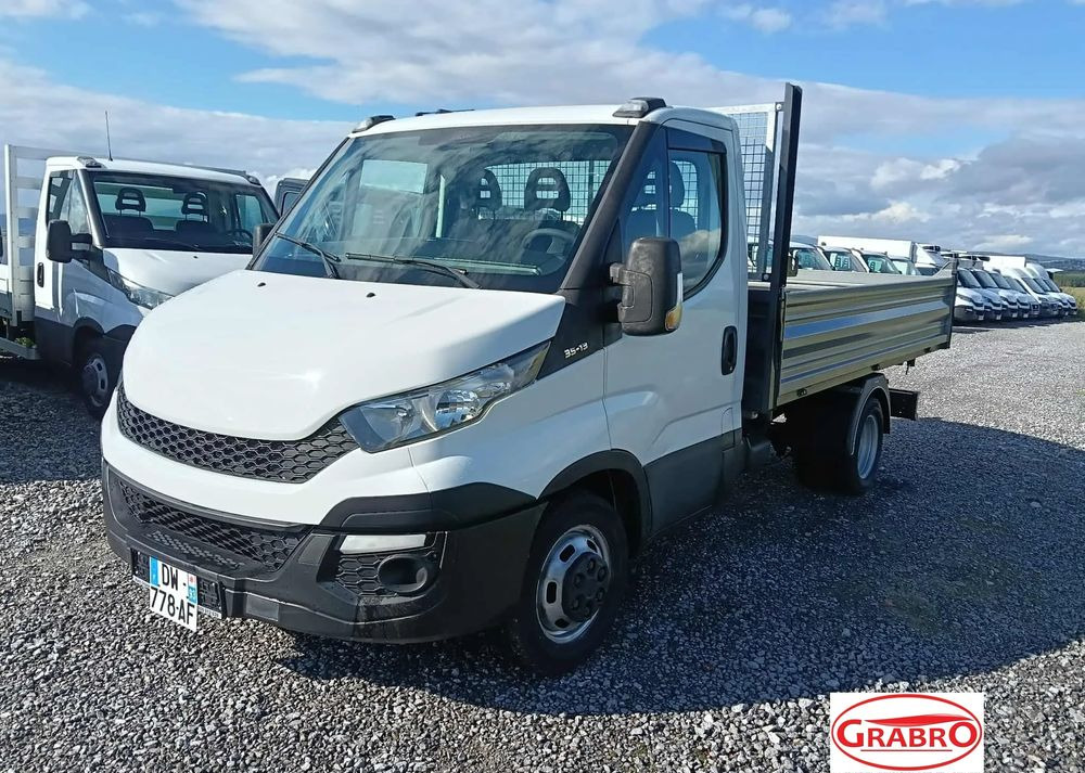 Iveco DAILY 35C13, 35C12, 35C14, 35C15 - Dodávka sklápač: obrázok 2 Iveco DAILY 35C13, 35C12, 35C14, 35C15 - Dodávka sklápač: obrázok 2