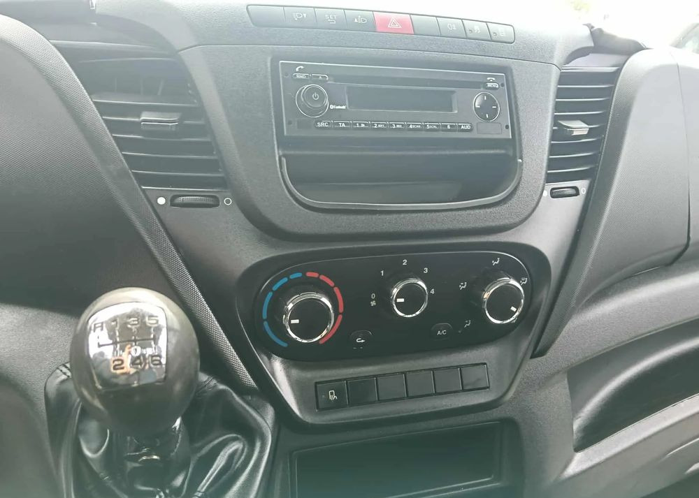 Dodávka sklápač Iveco DAILY 35C14, 35C13, 35C12, 35C15: obrázok 9 Dodávka sklápač Iveco DAILY 35C14, 35C13, 35C12, 35C15: obrázok 9