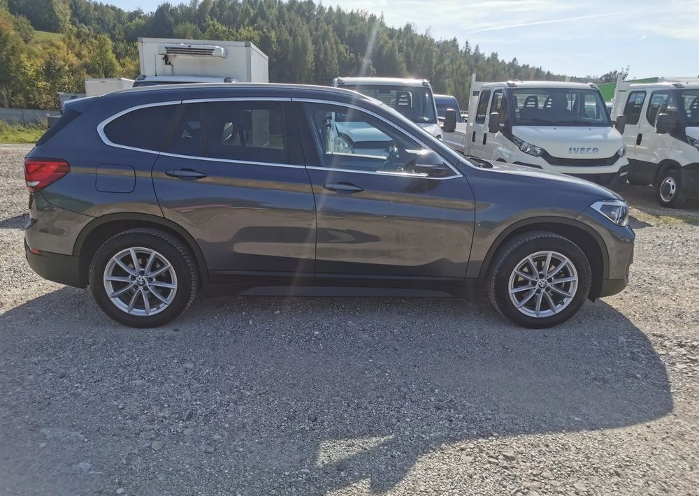BMW X1 sDrive16d - Automobil: obrázok 4 BMW X1 sDrive16d - Automobil: obrázok 4