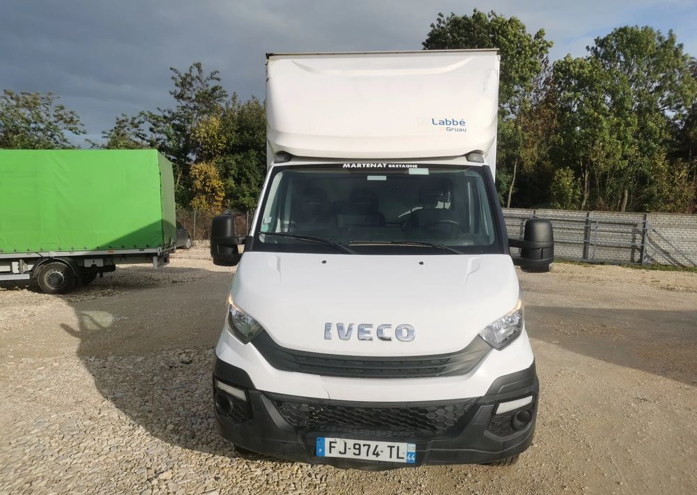 Iveco 3.0-150KM Daily 35C15 Kontener długi rama 35-150 kiper Klimatyzacja długi rozstaw - Dodávka skriňová nadstavba: obrázok 3 Iveco 3.0-150KM Daily 35C15 Kontener długi rama 35-150 kiper Klimatyzacja długi rozstaw - Dodávka skriňová nadstavba: obrázok 3