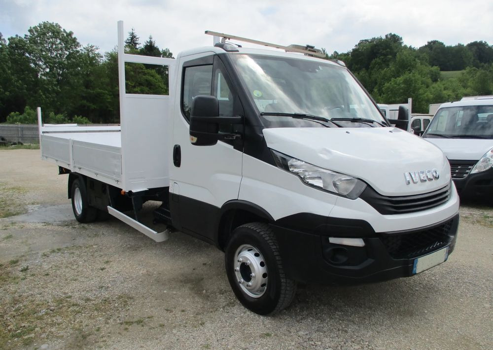 Iveco Daily 3.0 na bliźniaku 70C18 skrzynia, laweta, rama, HDS, 70-180 kiper - Valníkový/ Plošinový nákladný automobil: obrázok 1 Iveco Daily 3.0 na bliźniaku 70C18 skrzynia, laweta, rama, HDS, 70-180 kiper - Valníkový/ Plošinový nákladný automobil: obrázok 1