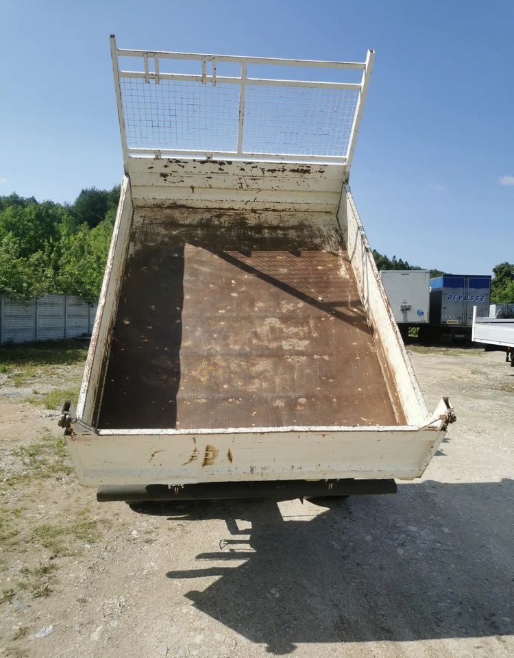 Iveco Daily 35C11 Kiper wywrotka Hak Bliźniak sprowadzony - Dodávka sklápač: obrázok 4 Iveco Daily 35C11 Kiper wywrotka Hak Bliźniak sprowadzony - Dodávka sklápač: obrázok 4