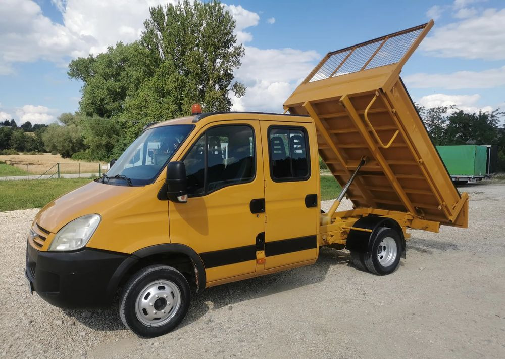 Iveco Daily 35C12 Brygadówka wywrotka Dubel hak kiper doka 35C13 - Dodávka sklápač: obrázok 2 Iveco Daily 35C12 Brygadówka wywrotka Dubel hak kiper doka 35C13 - Dodávka sklápač: obrázok 2