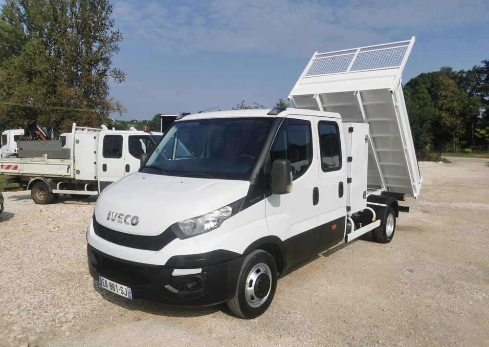 Iveco Daily 35C13 Brygadówka Klima 35-130 wywrotka kiper doka Dubel - Dodávka sklápač: obrázok 1 Iveco Daily 35C13 Brygadówka Klima 35-130 wywrotka kiper doka Dubel - Dodávka sklápač: obrázok 1