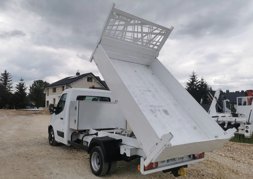 Renault Master Kiper wywrotka 2.3-145KM Hak Bliźniak klimatyzacja Kamera cofania - Dodávka sklápač: obrázok 5 Renault Master Kiper wywrotka 2.3-145KM Hak Bliźniak klimatyzacja Kamera cofania - Dodávka sklápač: obrázok 5