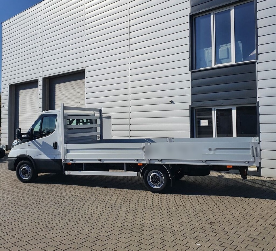 IVECO Daily 35S18 - Dodávka valník: obrázok 2 IVECO Daily 35S18 - Dodávka valník: obrázok 2