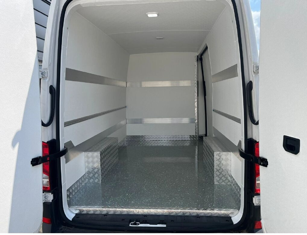Volkswagen Crafter - Chladiarenská dodávka: obrázok 3 Volkswagen Crafter - Chladiarenská dodávka: obrázok 3