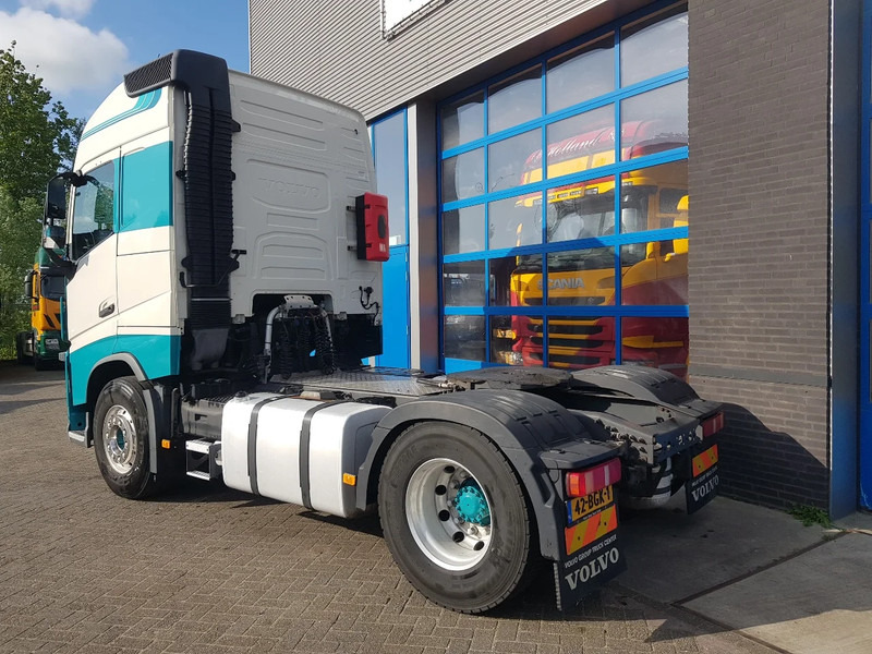 Volvo FH 420 ADR klasse EX/II, EX/III, FL en AT Double tank PTO - Ťahač: obrázok 4 Volvo FH 420 ADR klasse EX/II, EX/III, FL en AT Double tank PTO - Ťahač: obrázok 4