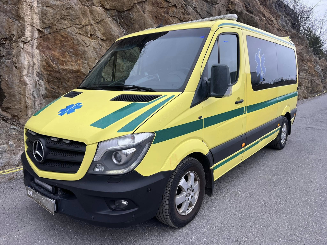 Mercedes-Benz Sprinter 316 - 2 stretcher ambulance - RESERVERAD!! - Sanitka: obrázok 1 Mercedes-Benz Sprinter 316 - 2 stretcher ambulance - RESERVERAD!! - Sanitka: obrázok 1