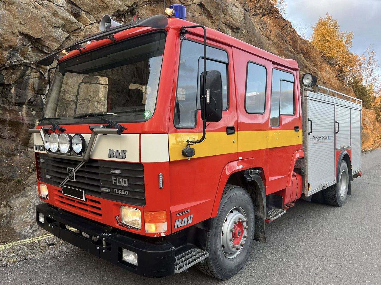 VOLVO FL10 4x2 - fire engine / fire truck / brandbil - Hasičské vozidlo: obrázok 1 VOLVO FL10 4x2 - fire engine / fire truck / brandbil - Hasičské vozidlo: obrázok 1