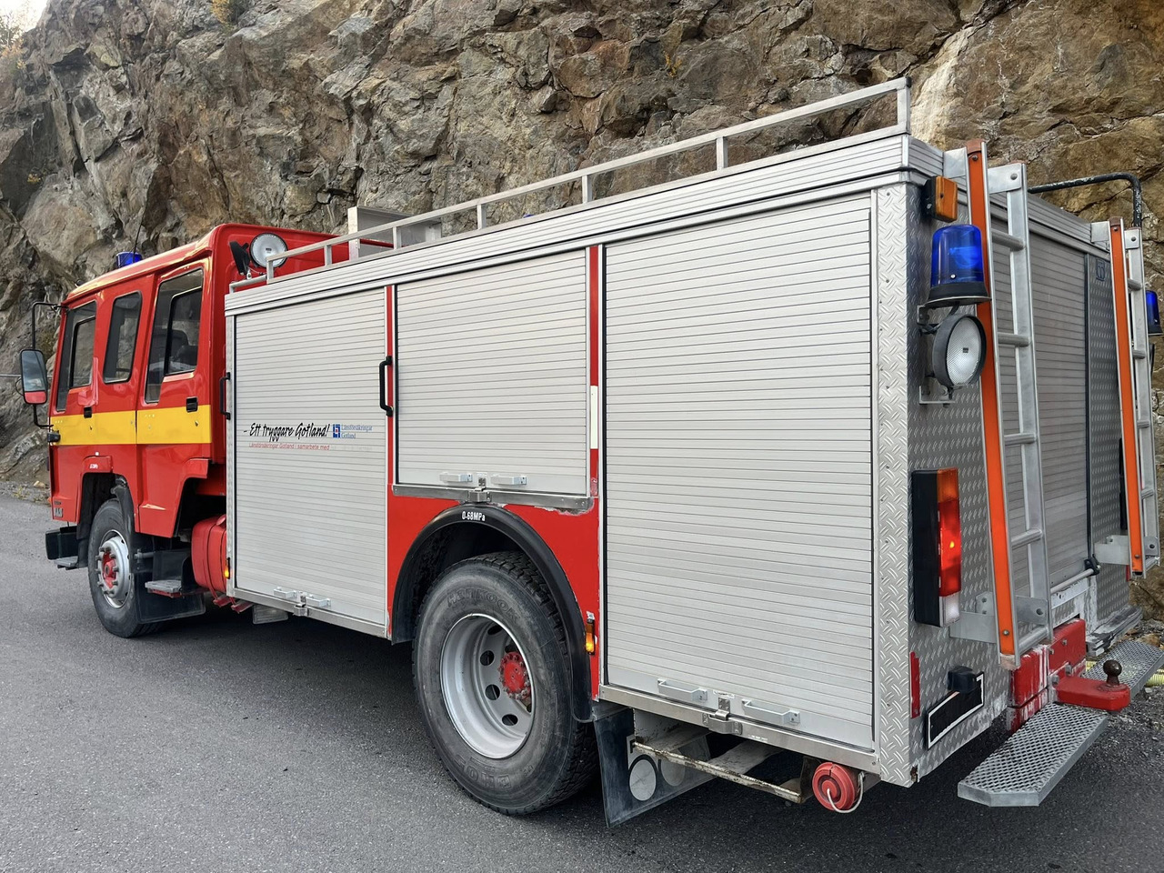VOLVO FL10 4x2 - fire engine / fire truck / brandbil - Hasičské vozidlo: obrázok 3 VOLVO FL10 4x2 - fire engine / fire truck / brandbil - Hasičské vozidlo: obrázok 3