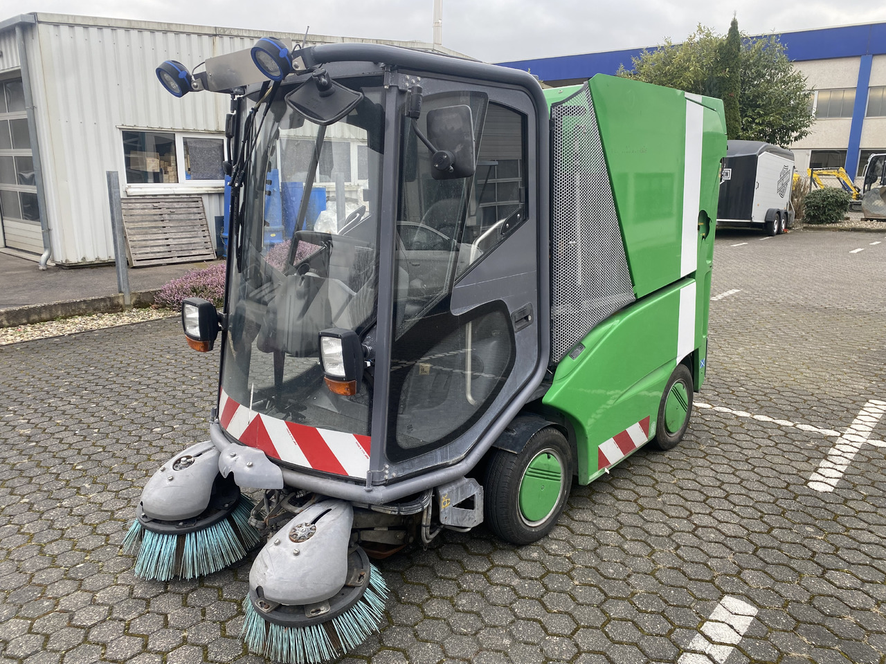 TENNANT Green Machines 500 ZE electric 500 ZE - Zametacie vozidlo: obrázok 1 TENNANT Green Machines 500 ZE electric 500 ZE - Zametacie vozidlo: obrázok 1