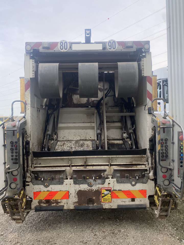 Volvo FE300 FAUN Müllwagen Garbage 2-Kammern Eu5 Top Zustand - Auto na odvoz odpadu: obrázok 5 Volvo FE300 FAUN Müllwagen Garbage 2-Kammern Eu5 Top Zustand - Auto na odvoz odpadu: obrázok 5