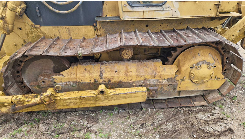 Buldozér Caterpillar D4D: obrázok 7