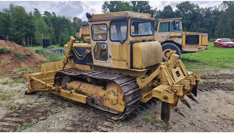 Caterpillar D4D - Buldozér: obrázok 4 Caterpillar D4D - Buldozér: obrázok 4