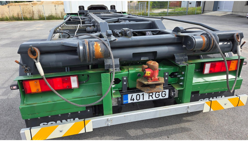 Scania P94 4X2 220 - Nákladne vozidlo - káblový systém: obrázok 5 Scania P94 4X2 220 - Nákladne vozidlo - káblový systém: obrázok 5