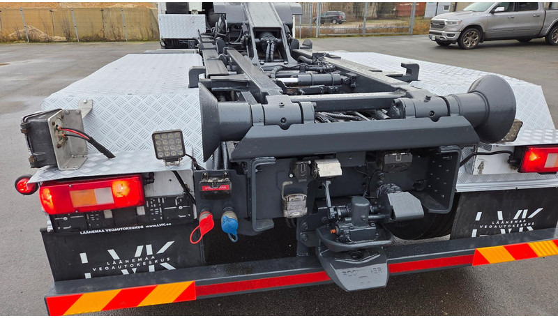 Volvo FH500 6X2 - Hákový nosič kontajnerov: obrázok 5 Volvo FH500 6X2 - Hákový nosič kontajnerov: obrázok 5