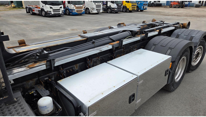 Hákový nosič kontajnerov Volvo FM460 6X2*4: obrázok 6