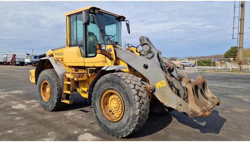 Volvo L90F - Kolesový nakladač: obrázok 2 Volvo L90F - Kolesový nakladač: obrázok 2