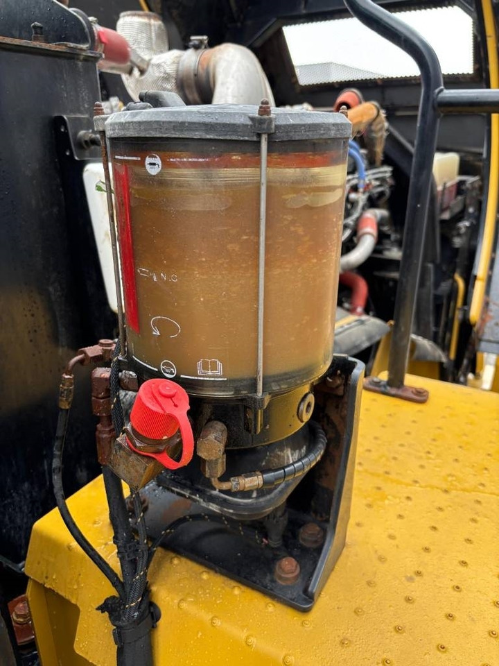 Leasing CAT 980  CAT 980: obrázok 23