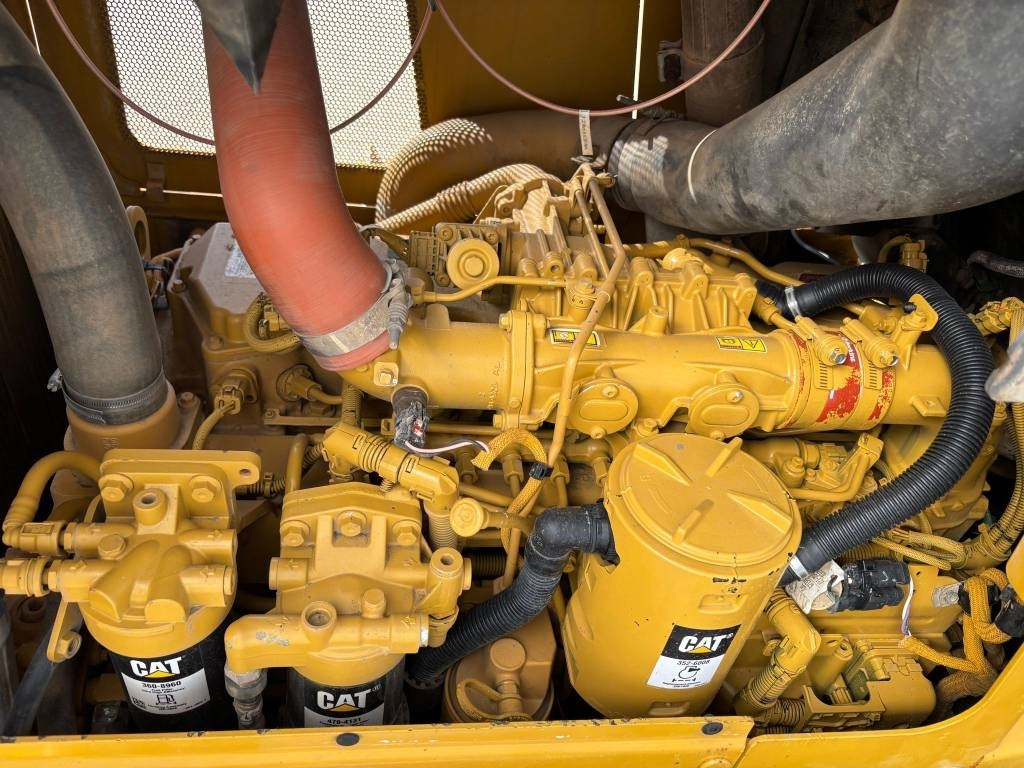 Buldozér CAT D 6 K 2 LGP: obrázok 17