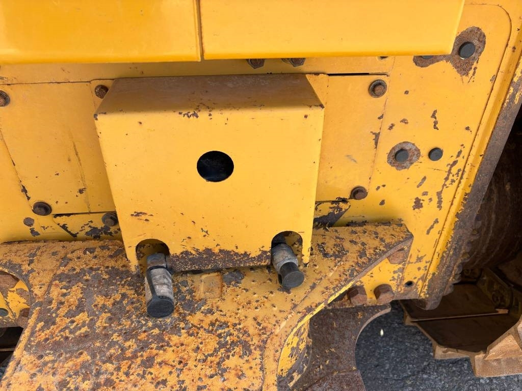 Buldozér CAT D 6 K 2 LGP: obrázok 21