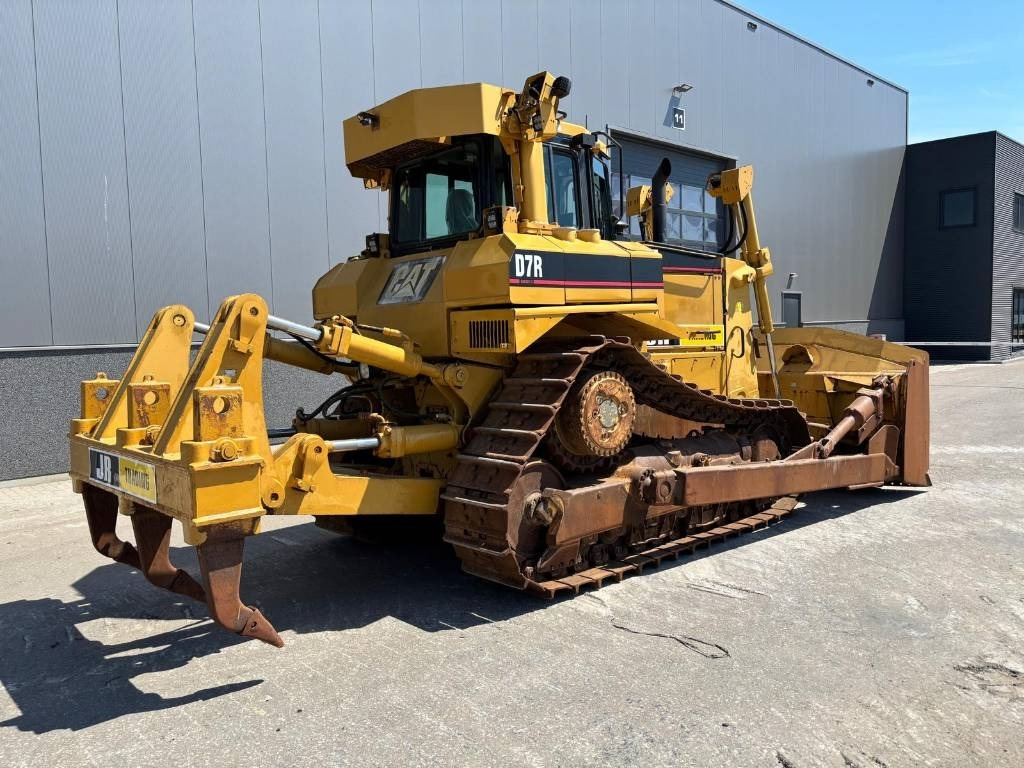CAT D 7 R (CE certified) - Buldozér: obrázok 5 CAT D 7 R (CE certified) - Buldozér: obrázok 5