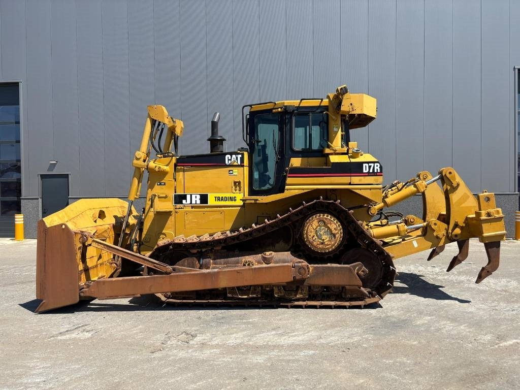 CAT D 7 R (CE certified) - Buldozér: obrázok 2 CAT D 7 R (CE certified) - Buldozér: obrázok 2