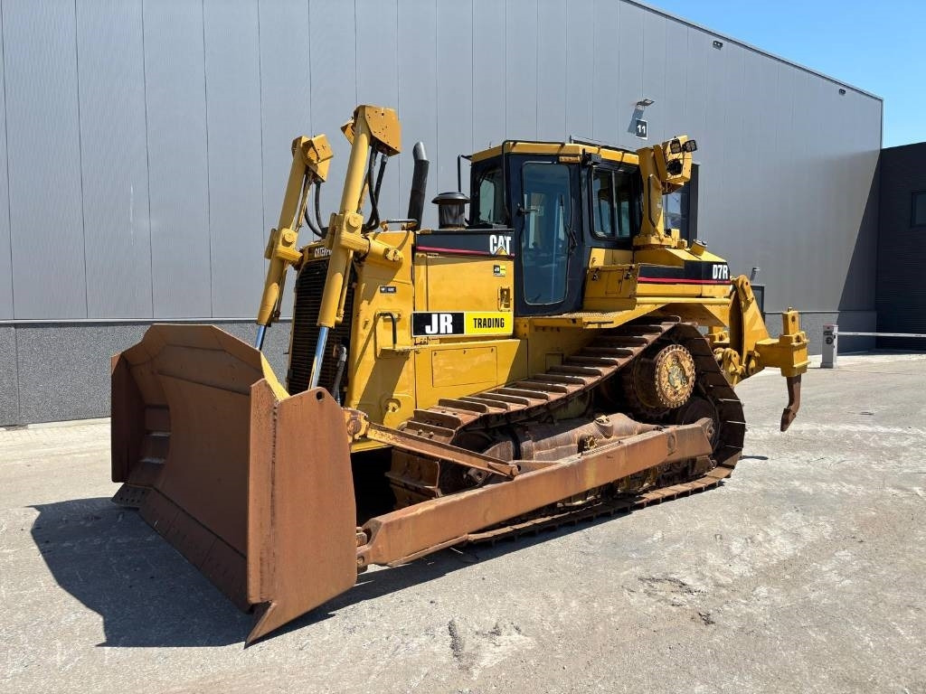 CAT D 7 R (CE certified) - Buldozér: obrázok 1 CAT D 7 R (CE certified) - Buldozér: obrázok 1