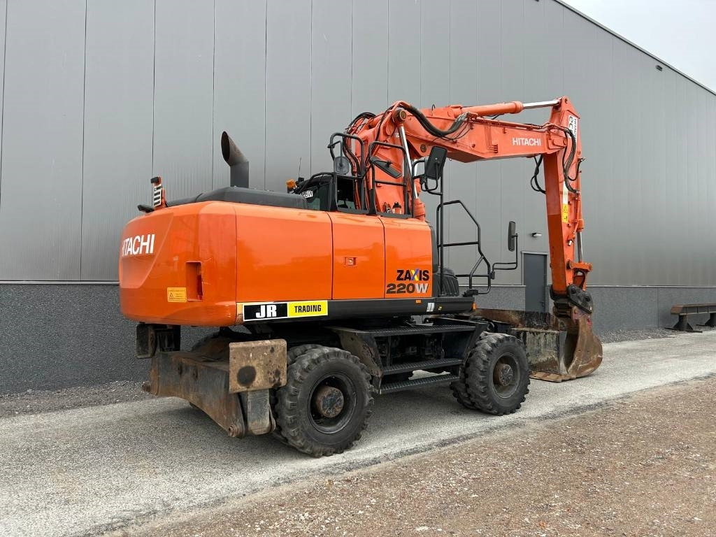 Hitachi ZX220W-5B - Kolesové rýpadlo: obrázok 5 Hitachi ZX220W-5B - Kolesové rýpadlo: obrázok 5
