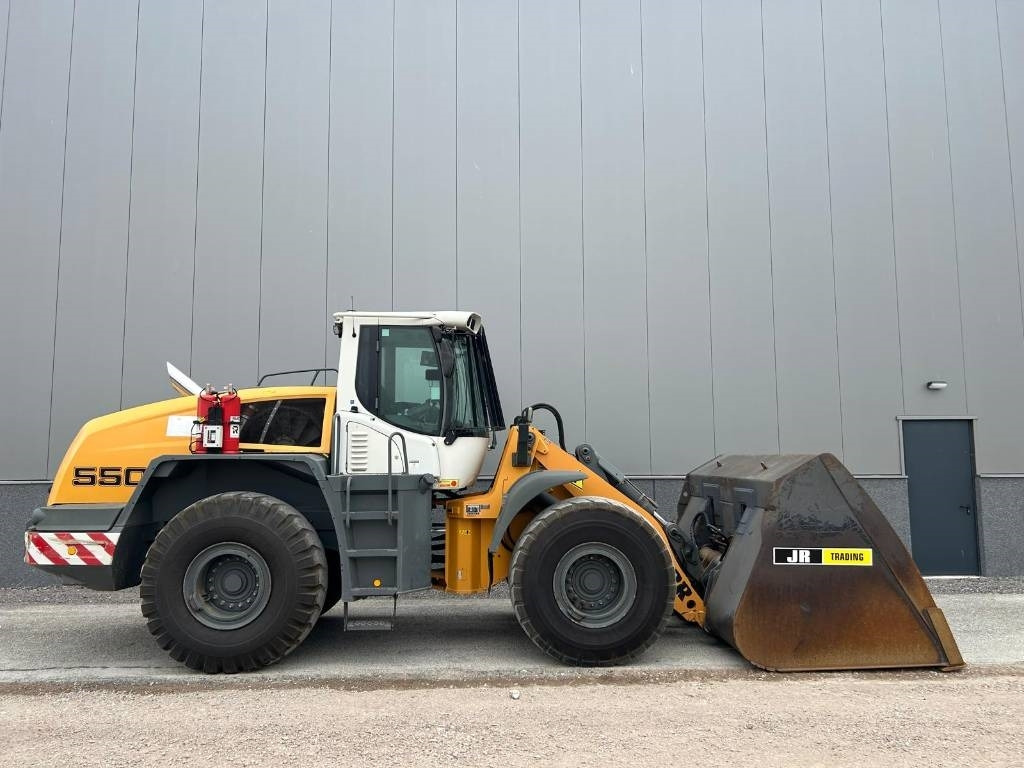 Liebherr L 550 (Comes with High-tip - Mit Hochkipper) - Kolesový nakladač: obrázok 5 Liebherr L 550 (Comes with High-tip - Mit Hochkipper) - Kolesový nakladač: obrázok 5