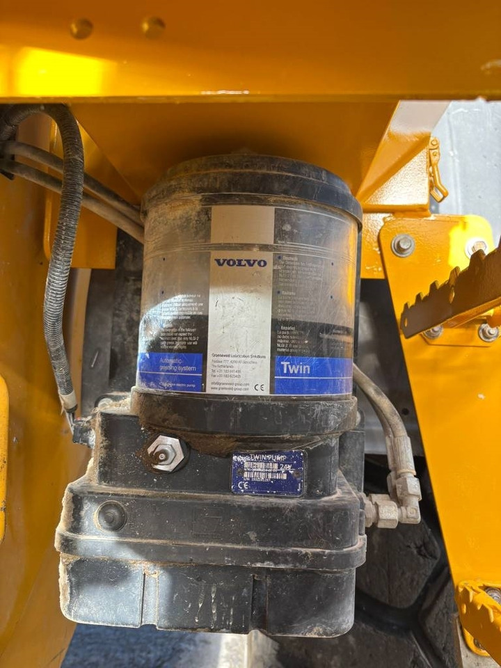 Kolesový nakladač Volvo L 70 H: obrázok 23