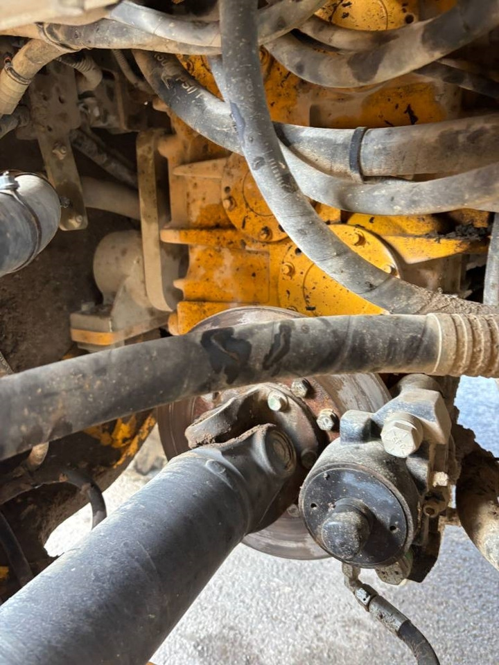 Kolesový nakladač Volvo L 70 H: obrázok 21