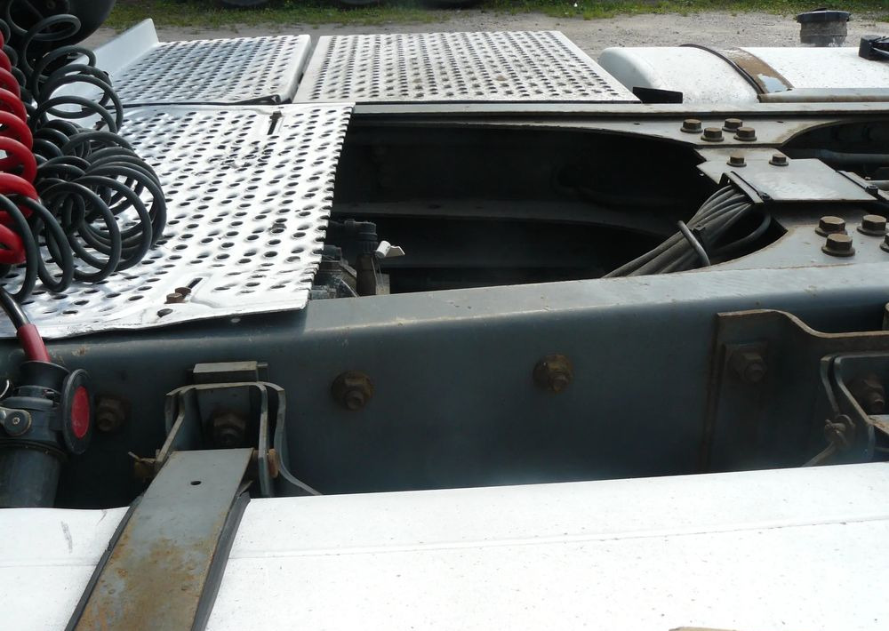 Ťahač DAF XF105 460: obrázok 8