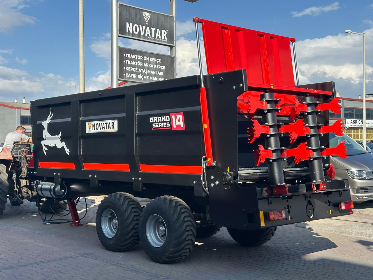 Novatar Manure Spreader Trailer 10 M3 - Rozmetadlo hnoja: obrázok 1 Novatar Manure Spreader Trailer 10 M3 - Rozmetadlo hnoja: obrázok 1